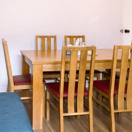 Nice 4 Bedroom Apartment Near City Centre 2-Min Walk To Metro !! Business & Family Friendly!! Londýn Exteriér fotografie