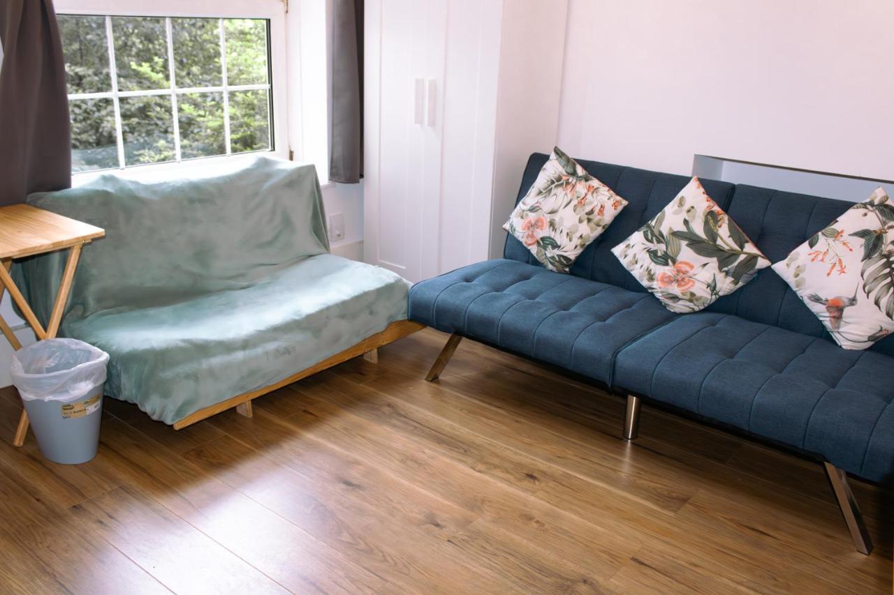 Nice 4 Bedroom Apartment Near City Centre 2-Min Walk To Metro !! Business & Family Friendly!! Londýn Exteriér fotografie